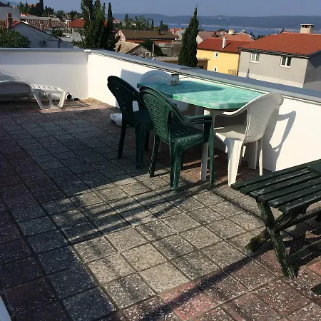 Tatjana I Janko Apartment Selce