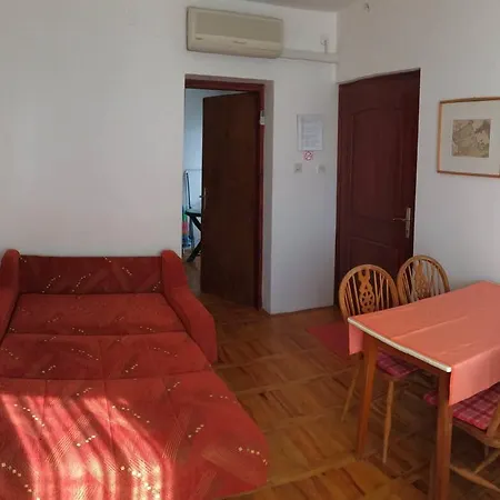 Tatjana I Janko Apartment Selce